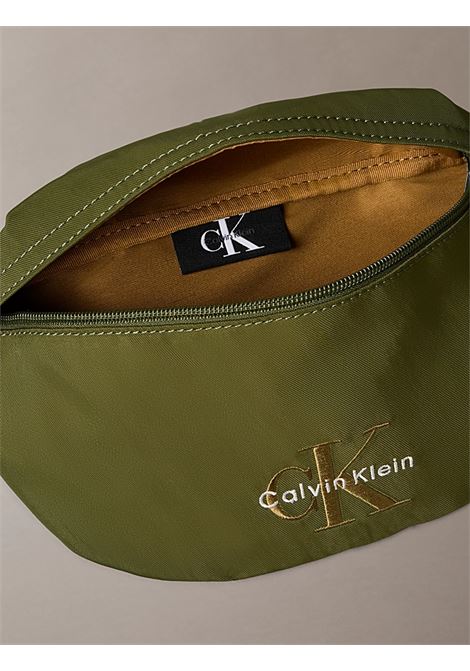 Marsupio in nylon con logo monogramma CALVIN KLEIN | LV04D3116GLLP